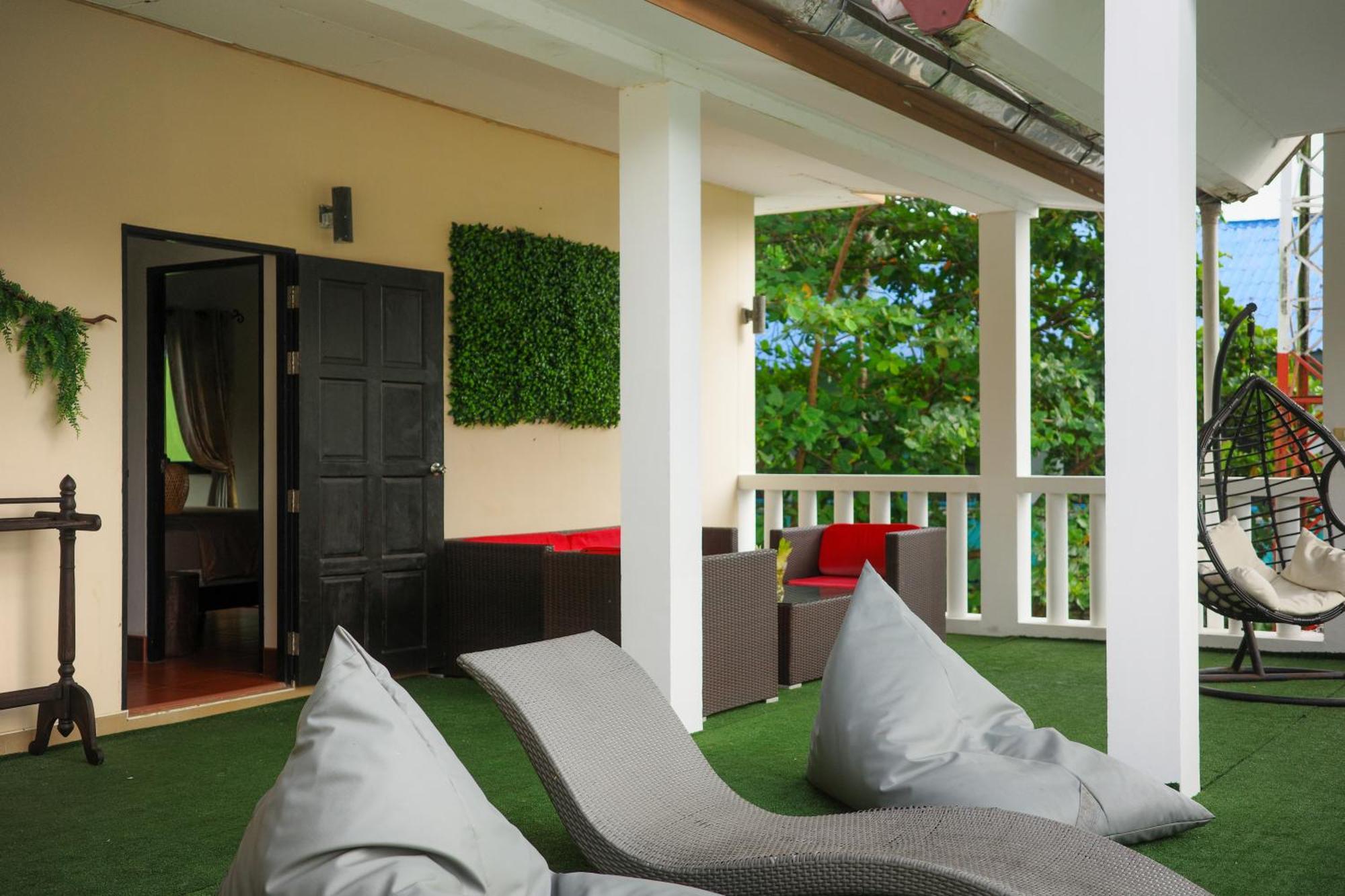 Beachfront Pool Villa Kamala Beach Extérieur photo