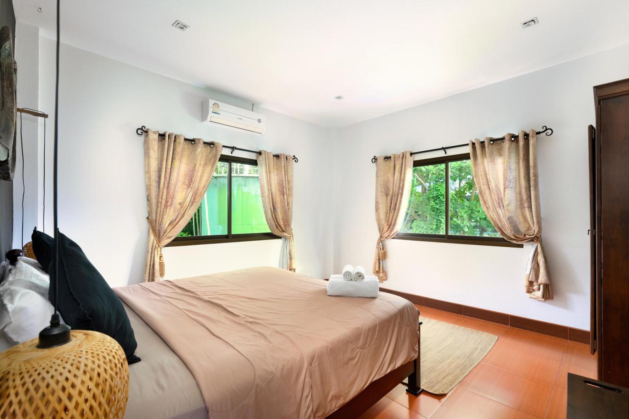 Beachfront Pool Villa Kamala Beach Extérieur photo
